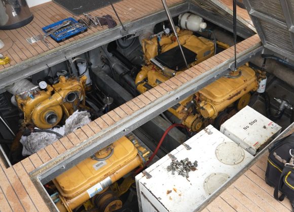 Replaced CAT 3208 marine engines with FPT NEF 450 marine engines