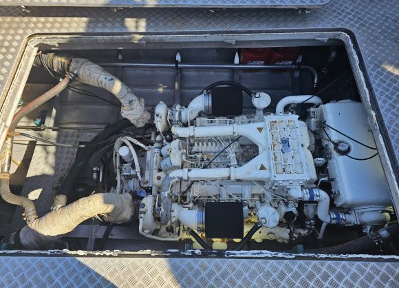 Old Doosan V10 V180TIL in a commercial crayfishing vessel