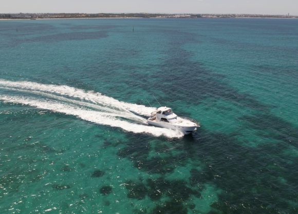 Precision 50: Detroit 6V92 to FPT Cursor 9 650 marine engine repower