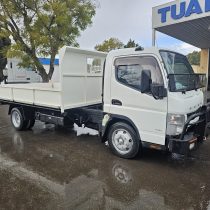 2012 Fuso Canter 918 tip truck for sale